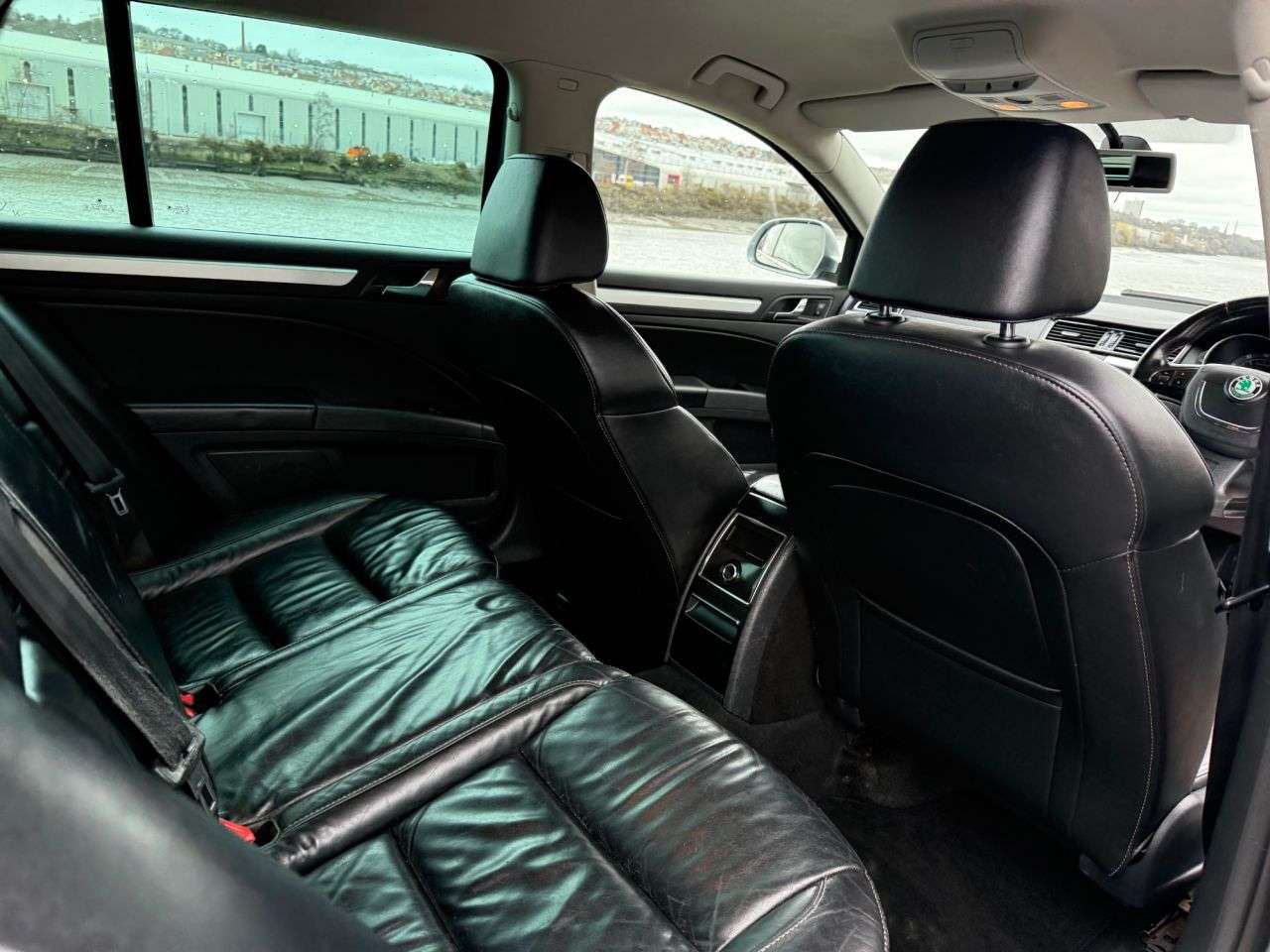 2011 SKODA SUPERB 2011 SKODA SUPERB