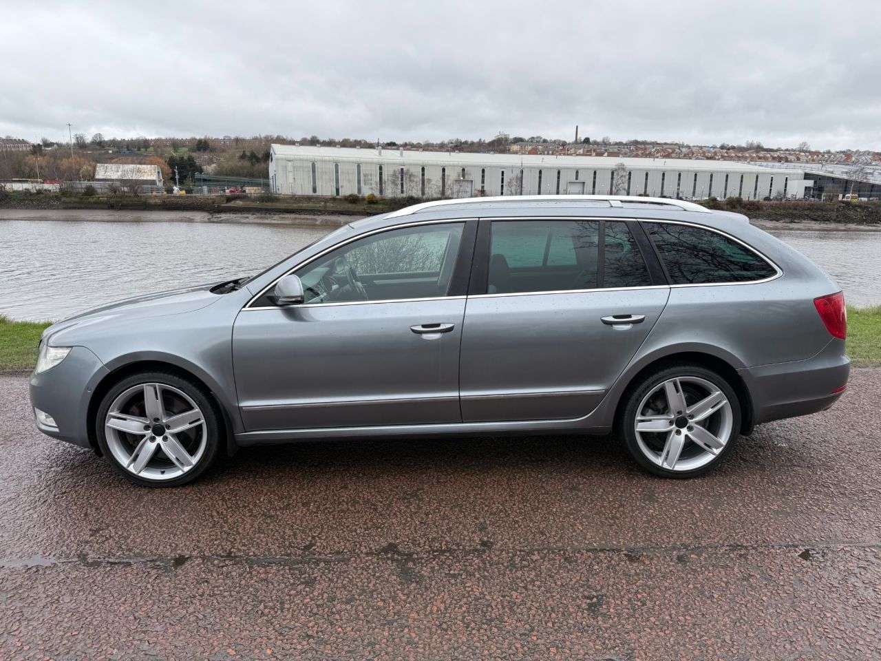 2011 SKODA SUPERB 2011 SKODA SUPERB