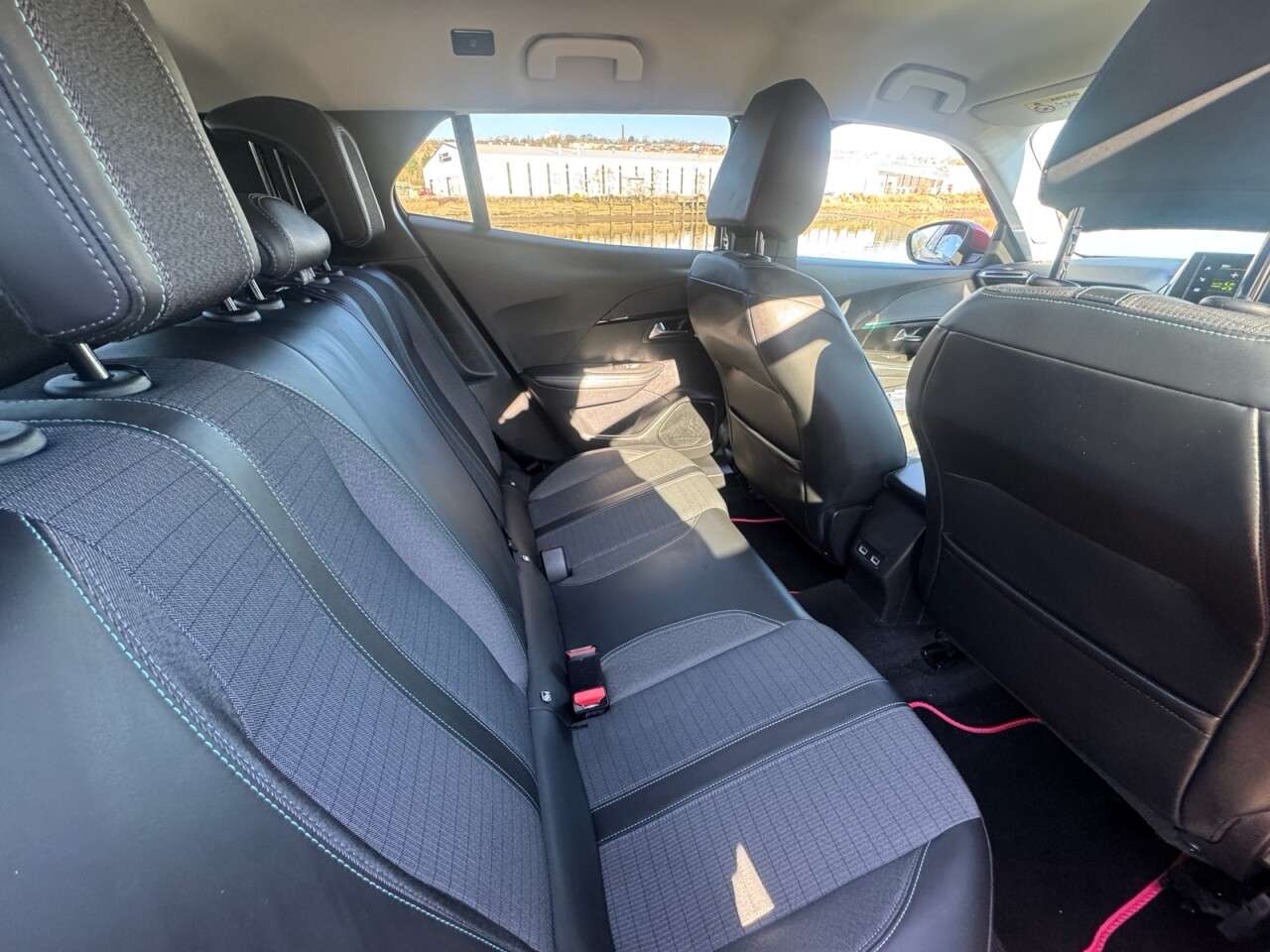 2021 PEUGEOT 2008 2021 PEUGEOT 2008