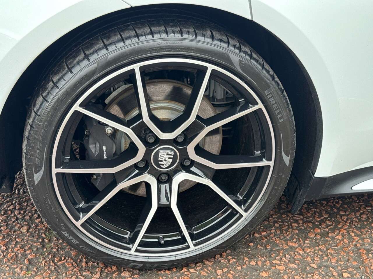 2023 PORSCHE TAYCAN 2023 PORSCHE TAYCAN