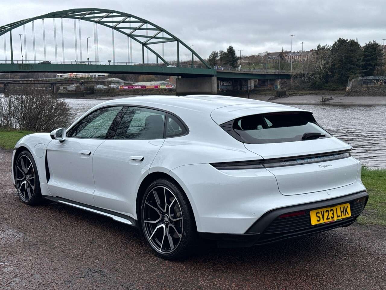 2023 PORSCHE TAYCAN 2023 PORSCHE TAYCAN