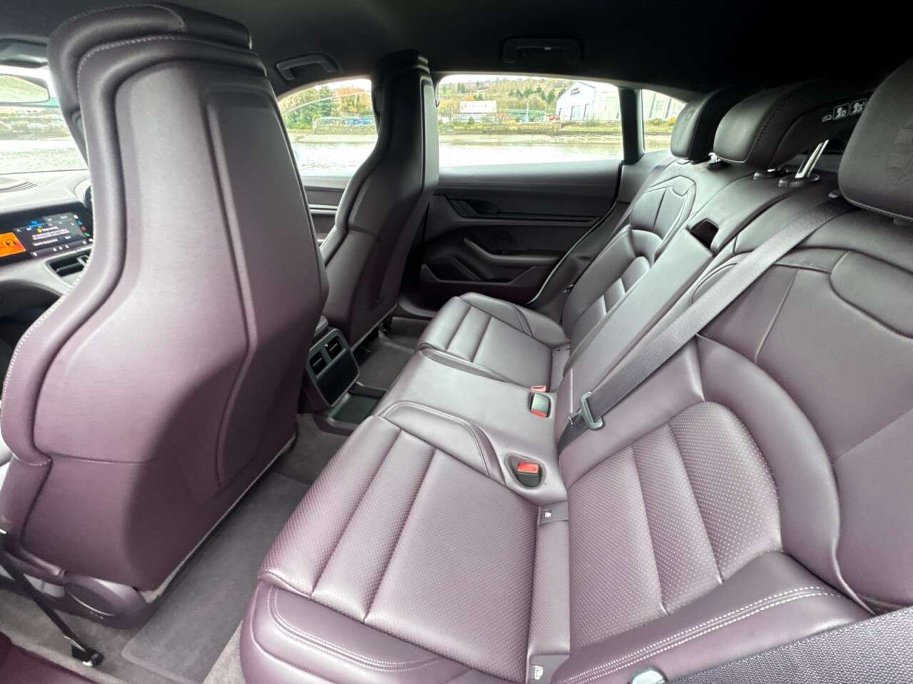 2023 PORSCHE TAYCAN 2023 PORSCHE TAYCAN