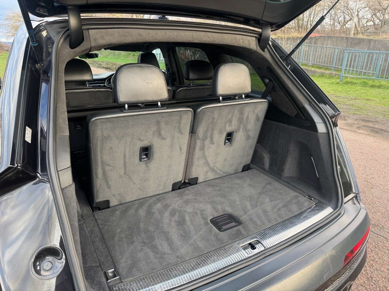 2019 AUDI SQ7 2019 AUDI SQ7