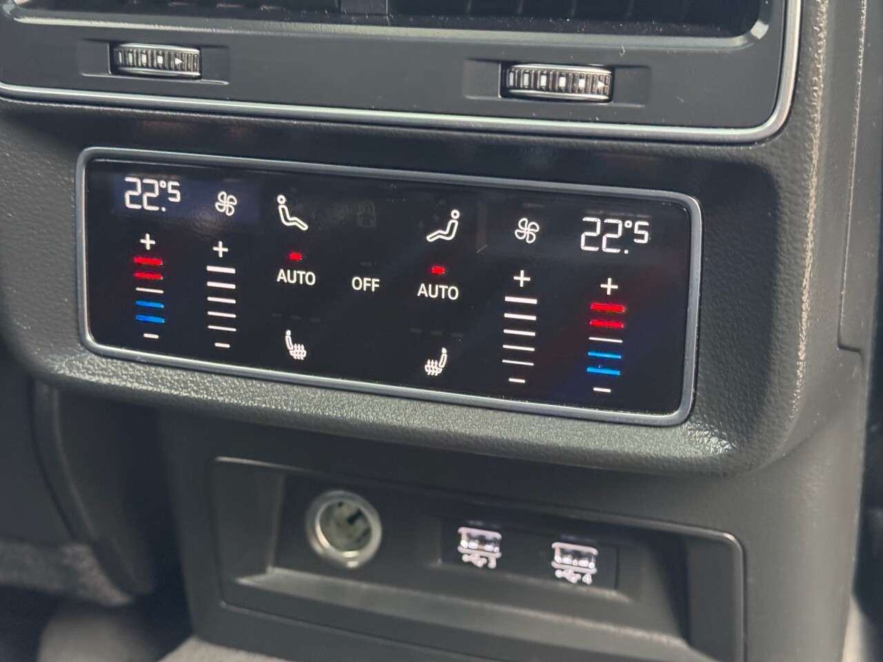 2019 AUDI SQ7 2019 AUDI SQ7