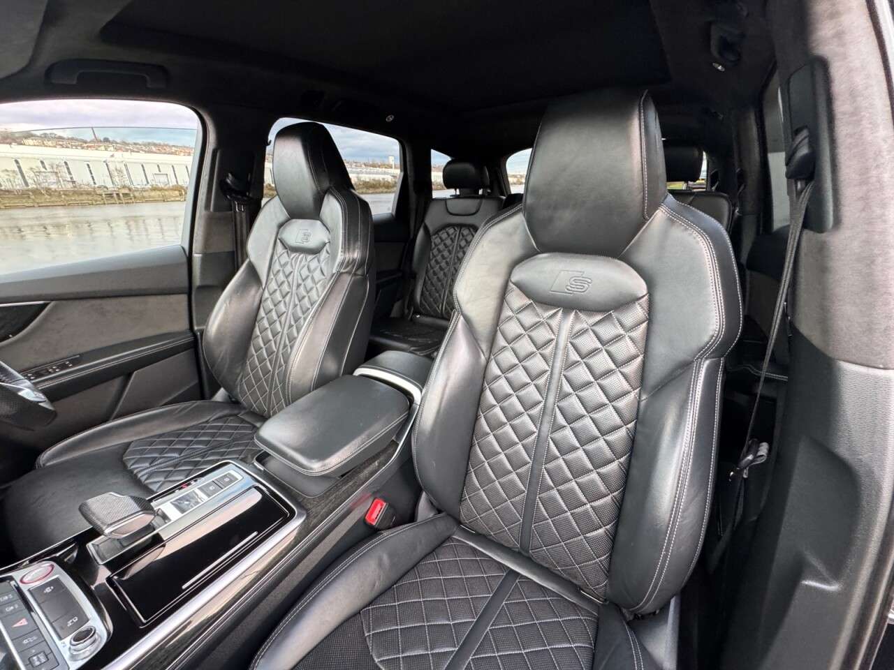 2019 AUDI SQ7 2019 AUDI SQ7