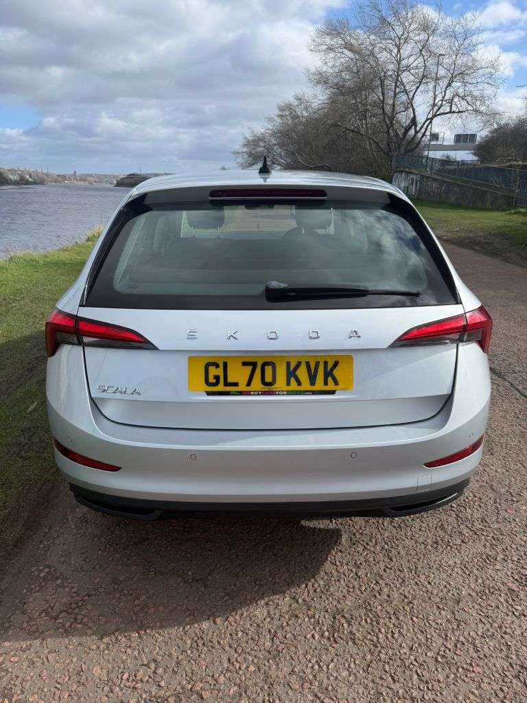 A 2019 SKODA KODIAQ 2.0 TDI Edition SUV 5dr Diesel DSG 4WD Euro 6 (s/s) (7 Seat) (190 ps) **FUL A 2019 SKODA KODIAQ 2.0 TDI Edition SUV 5dr Diesel DSG 4WD Euro 6 (s/s) (7 Seat) (190 ps) **FUL