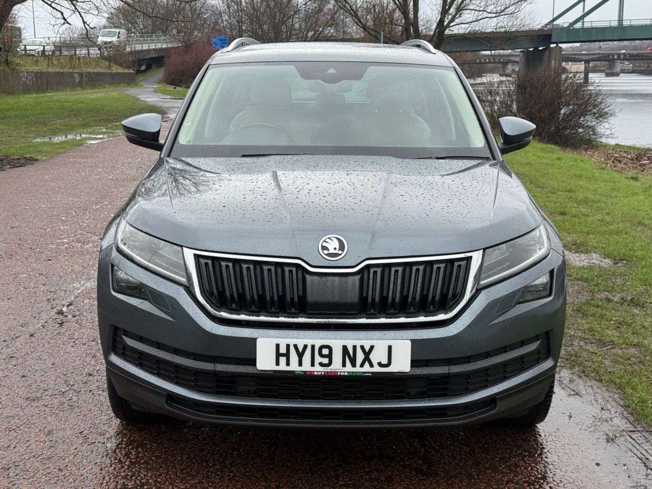A 2019 SKODA KODIAQ 2.0 TDI Edition SUV 5dr Diesel DSG 4WD Euro 6 (s/s) (7 Seat) (190 ps) **FUL A 2019 SKODA KODIAQ 2.0 TDI Edition SUV 5dr Diesel DSG 4WD Euro 6 (s/s) (7 Seat) (190 ps) **FUL