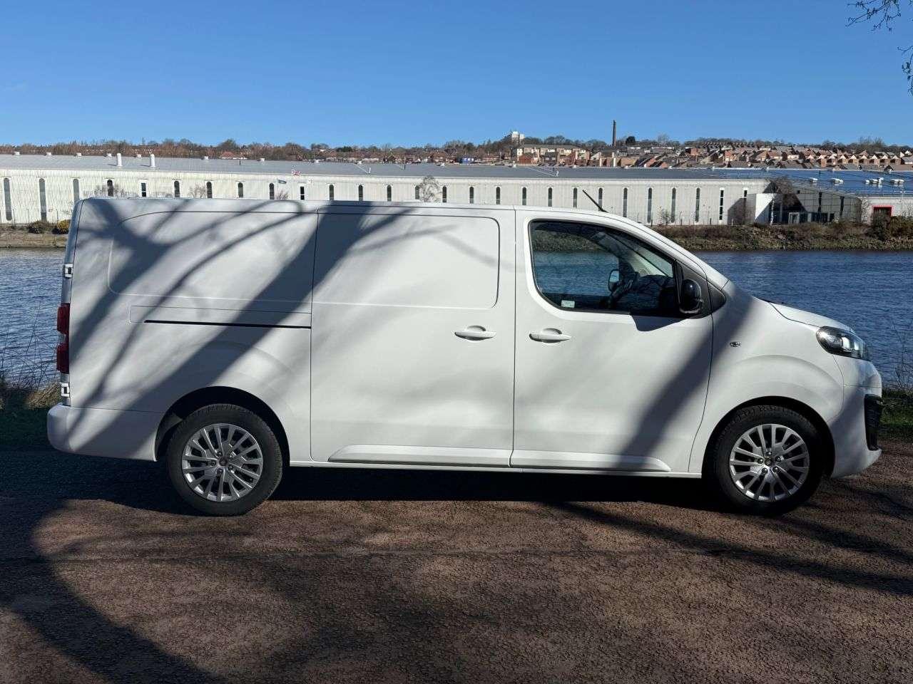 A 2023 FIAT SCUDO 1.5 BlueHDi Primo Panel Van 6dr Diesel Manual LWB Euro 6 (s/s) (100 ps) **F A 2023 FIAT SCUDO 1.5 BlueHDi Primo Panel Van 6dr Diesel Manual LWB Euro 6 (s/s) (100 ps) **F