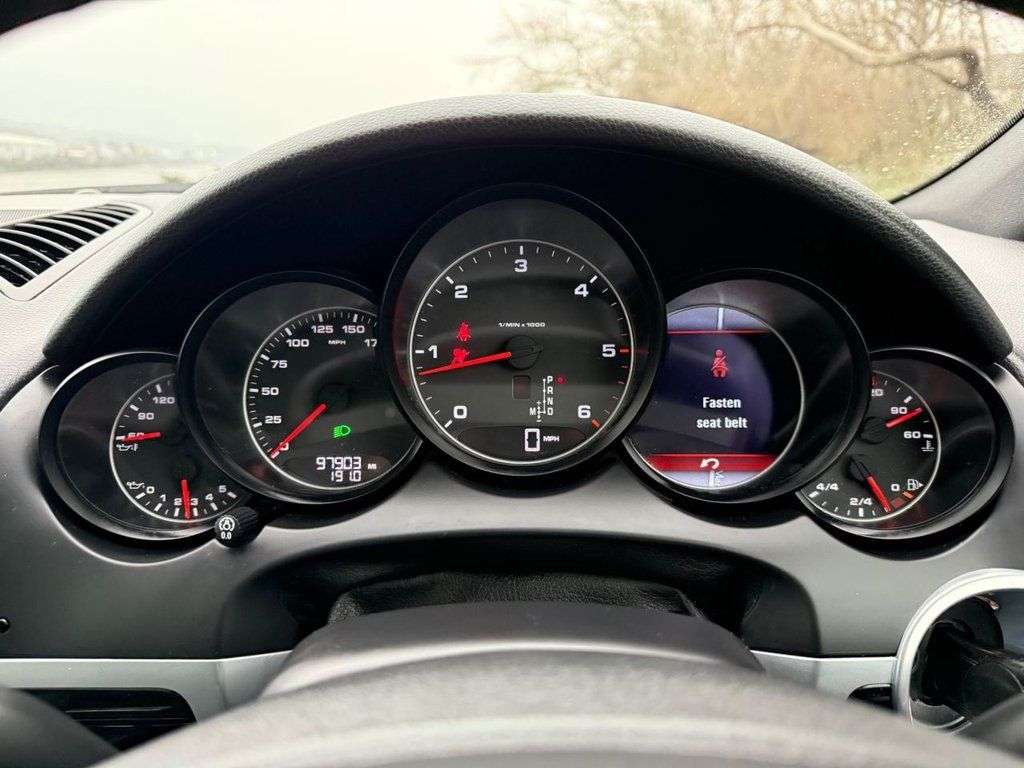 2013 PORSCHE CAYENNE 2013 PORSCHE CAYENNE