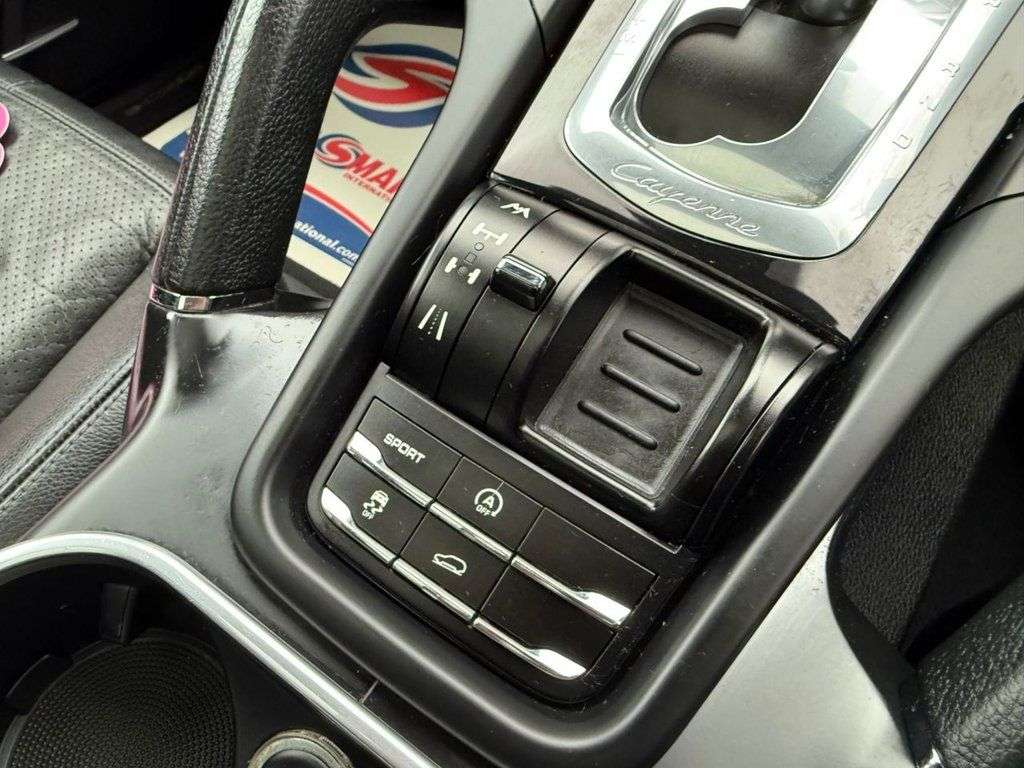 2013 PORSCHE CAYENNE 2013 PORSCHE CAYENNE