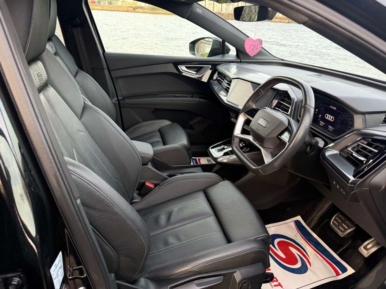 2023 AUDI Q4 E-TRON 2023 AUDI Q4 E-TRON