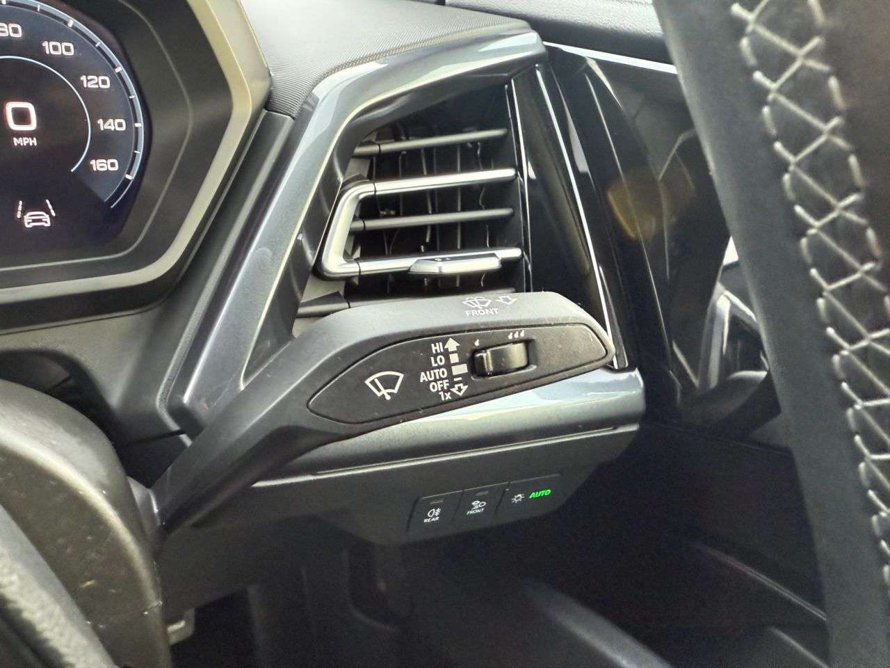 2023 AUDI Q4 E-TRON 2023 AUDI Q4 E-TRON