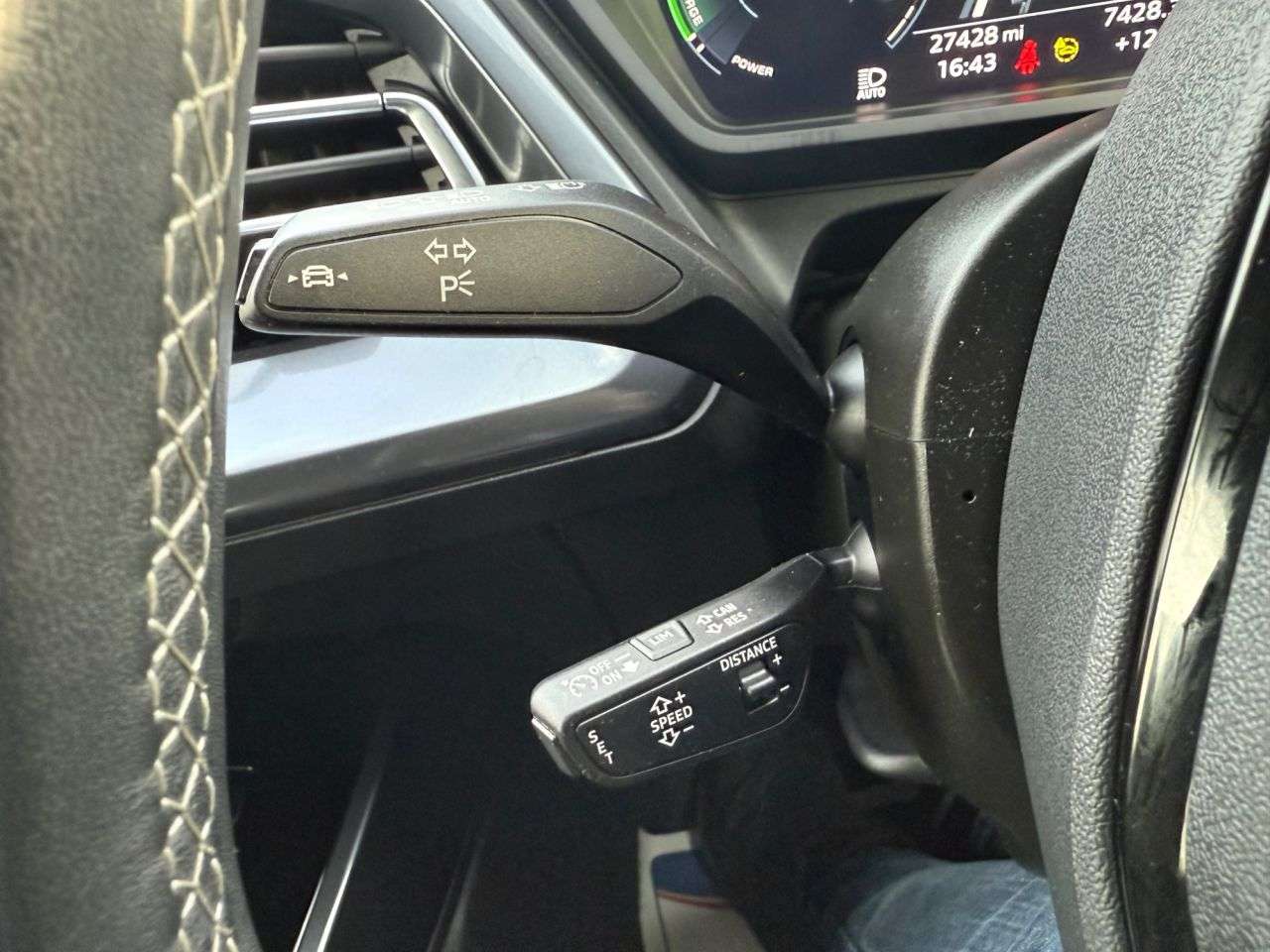 2023 AUDI Q4 E-TRON 2023 AUDI Q4 E-TRON