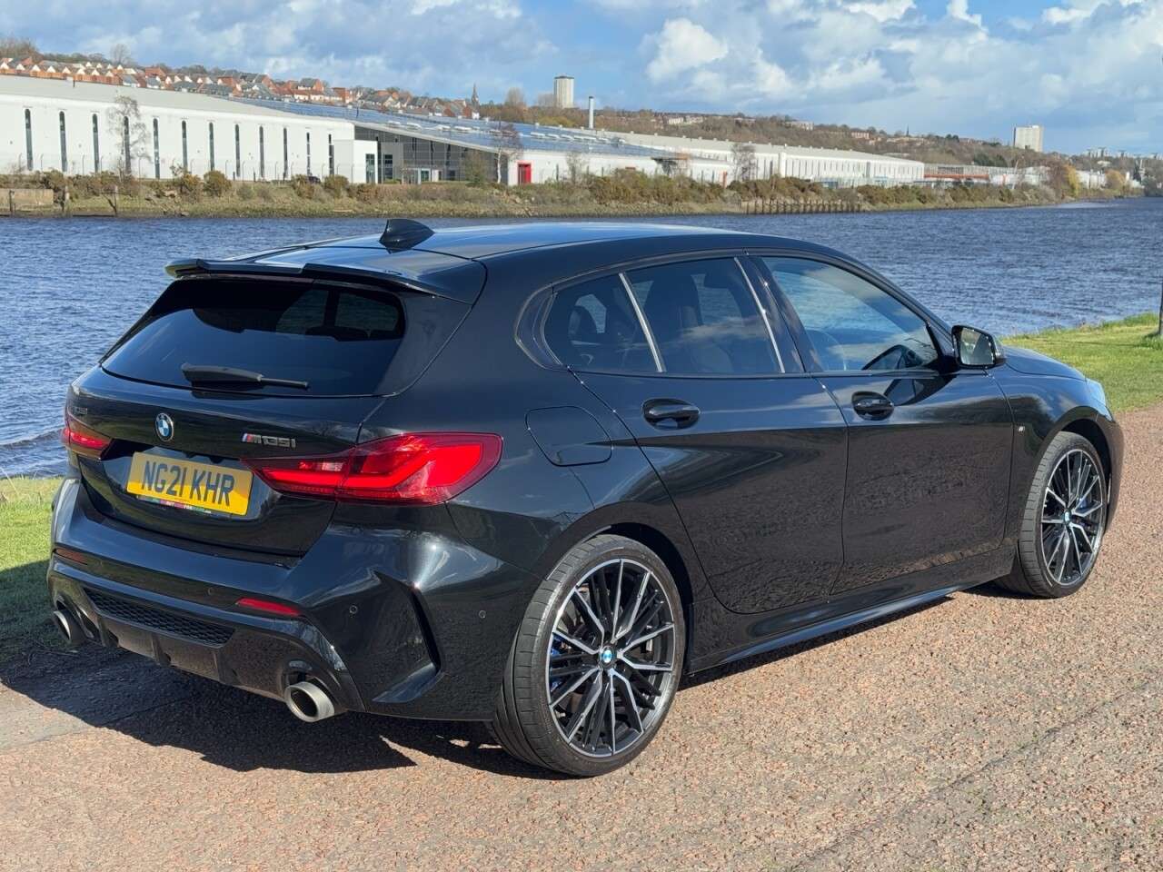 A 2021 BMW 1 SERIES 2.0 M135i Hatchback 5dr Petrol Auto xDrive Euro 6 (s/s) (306 ps) HEAD UP DI A 2021 BMW 1 SERIES 2.0 M135i Hatchback 5dr Petrol Auto xDrive Euro 6 (s/s) (306 ps) HEAD UP DI