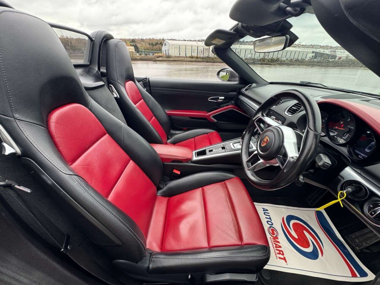 2017 PORSCHE 718 BOXSTER 2017 PORSCHE 718 BOXSTER