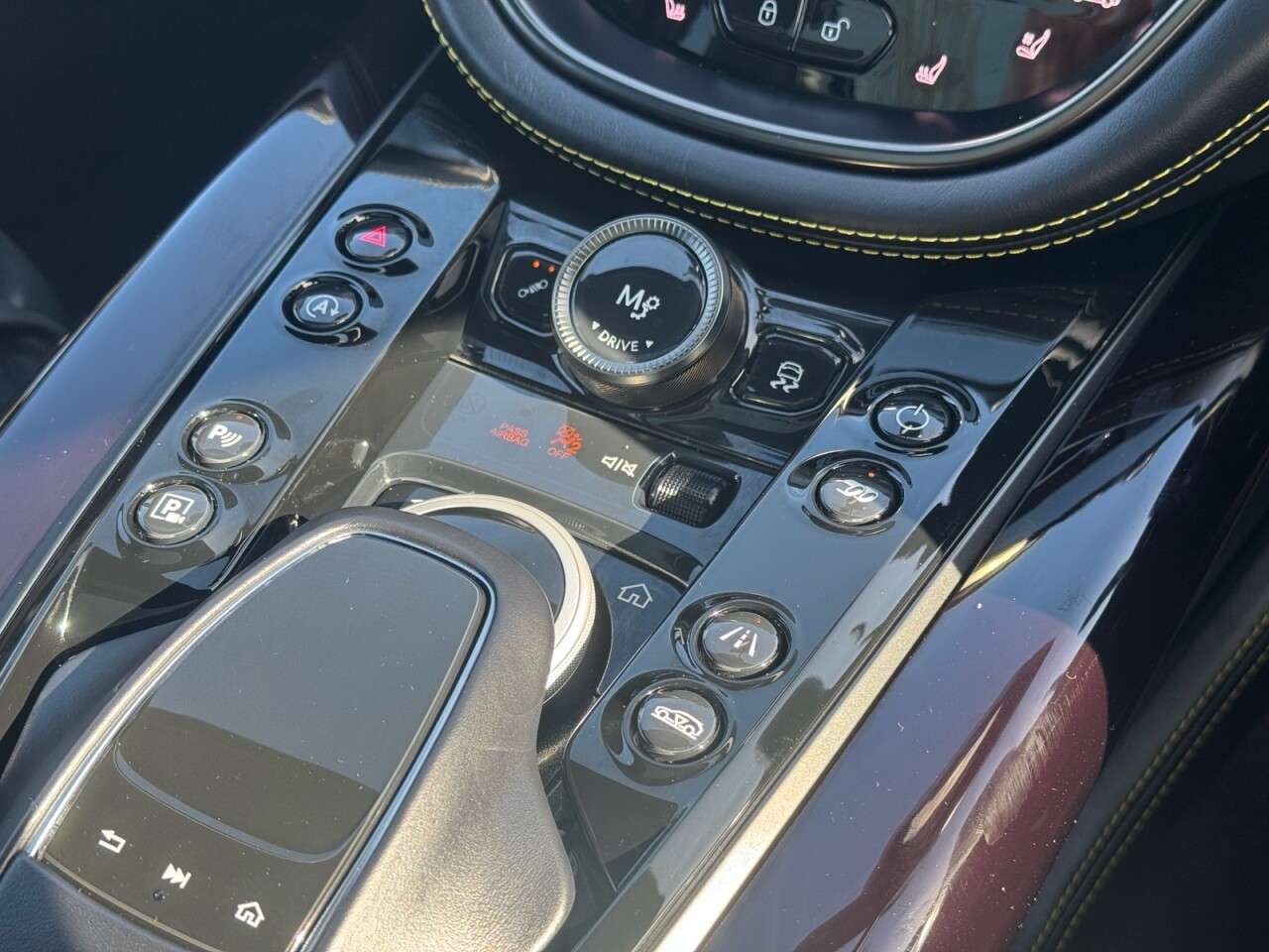 2024 ASTON MARTIN DBX 2024 ASTON MARTIN DBX