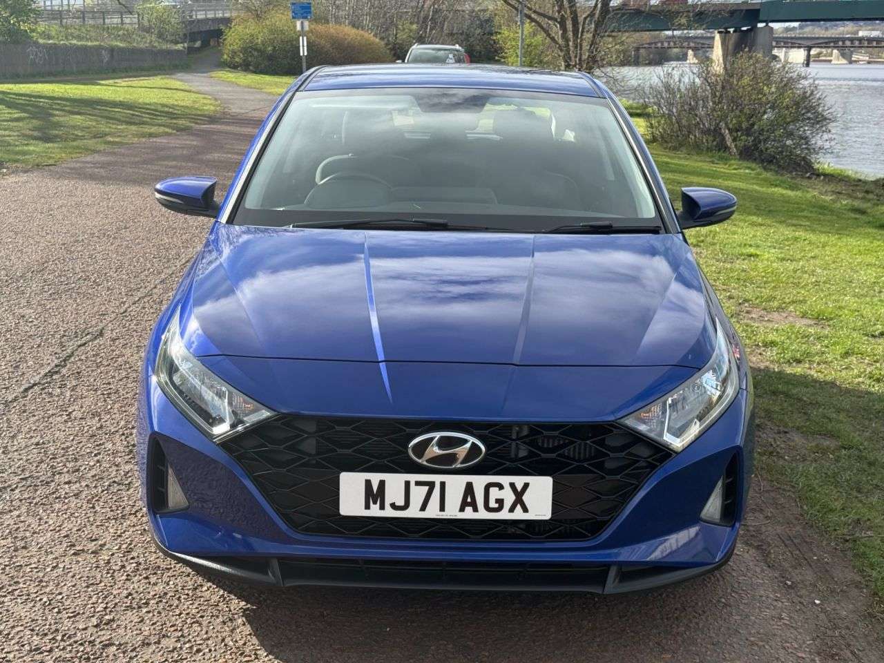 A 2021 HYUNDAI I20 1.0 T-GDi Element Hatchback 5dr Petrol Manual Euro 6 (s/s) (100 ps) **REVER A 2021 HYUNDAI I20 1.0 T-GDi Element Hatchback 5dr Petrol Manual Euro 6 (s/s) (100 ps) **REVER