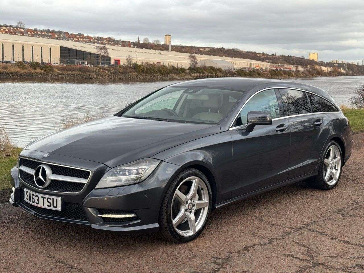 A 2013 MERCEDES-BENZ CLS CLASS 3.0 CLS350 CDI V6 AMG Sport Shooting Brake 5dr Diesel G-Tronic+ Euro 5 (s/s A 2013 MERCEDES-BENZ CLS CLASS 3.0 CLS350 CDI V6 AMG Sport Shooting Brake 5dr Diesel G-Tronic+ Euro 5 (s/s