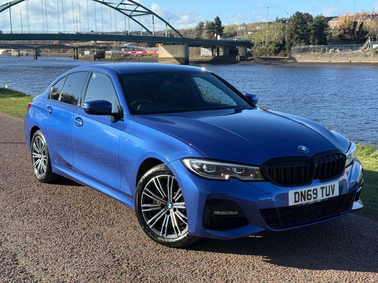 A 2019 BMW 3 SERIES 2.0 330e 12kWh M Sport Saloon 4dr Petrol Plug-in Hybrid Auto Euro 6 (s/s) ( A 2019 BMW 3 SERIES 2.0 330e 12kWh M Sport Saloon 4dr Petrol Plug-in Hybrid Auto Euro 6 (s/s) (