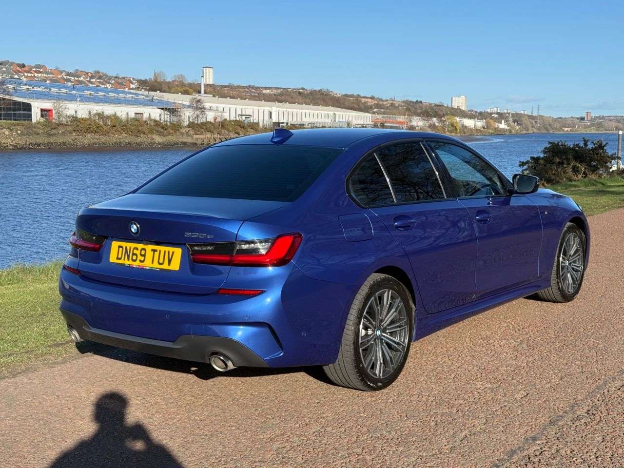 A 2019 BMW 3 SERIES 2.0 330e 12kWh M Sport Saloon 4dr Petrol Plug-in Hybrid Auto Euro 6 (s/s) ( A 2019 BMW 3 SERIES 2.0 330e 12kWh M Sport Saloon 4dr Petrol Plug-in Hybrid Auto Euro 6 (s/s) (