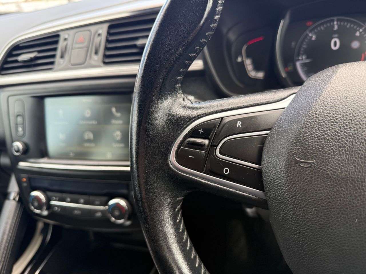 2017 RENAULT KADJAR 2017 RENAULT KADJAR