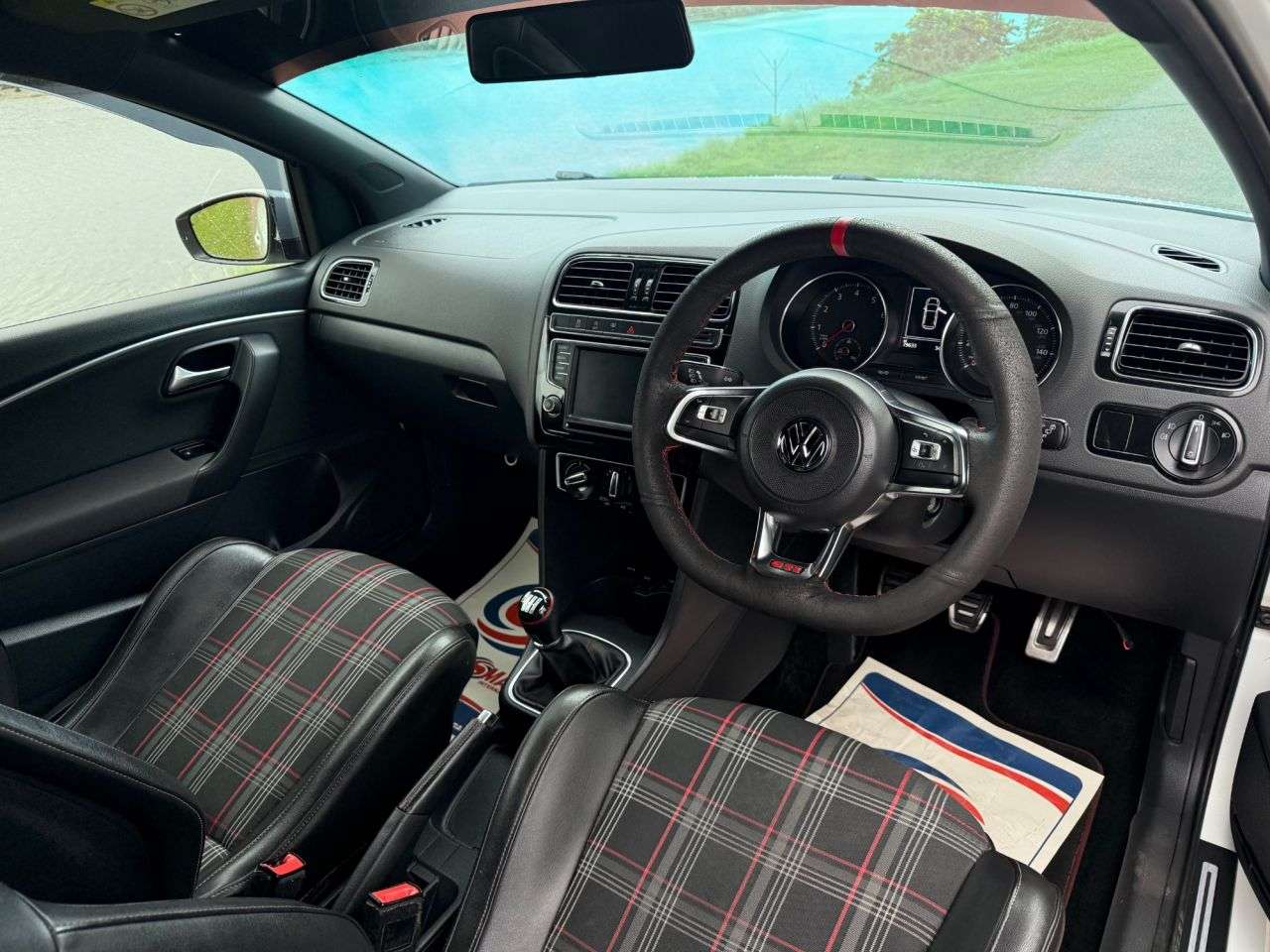 2017 VOLKSWAGEN POLO 2017 VOLKSWAGEN POLO