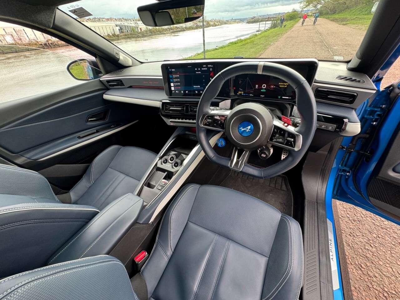 2025 ALPINE A290 2025 ALPINE A290