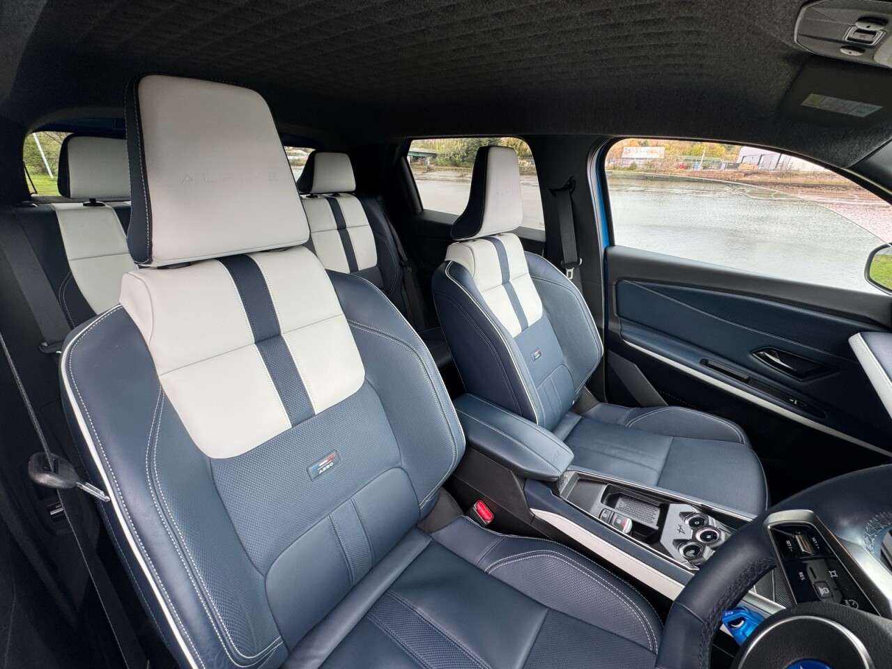 2025 ALPINE A290 2025 ALPINE A290