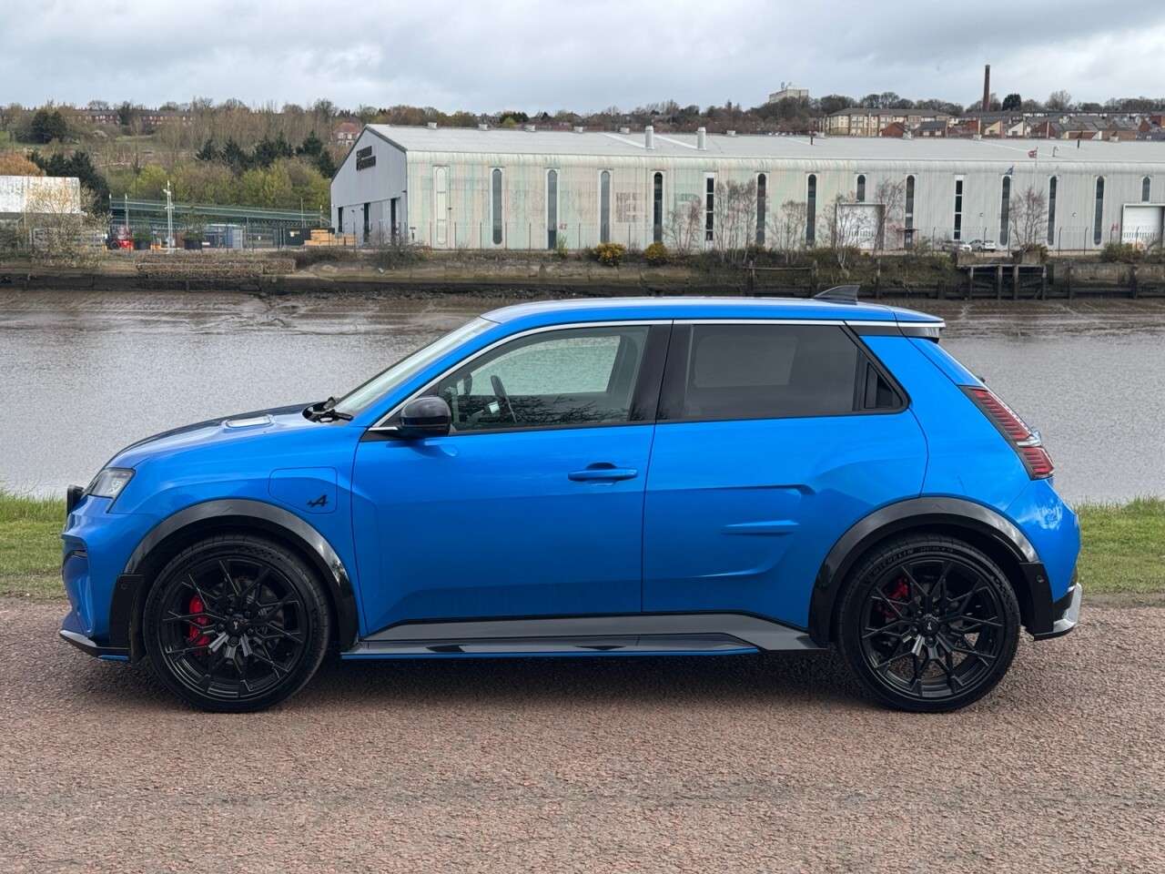 2025 ALPINE A290 2025 ALPINE A290