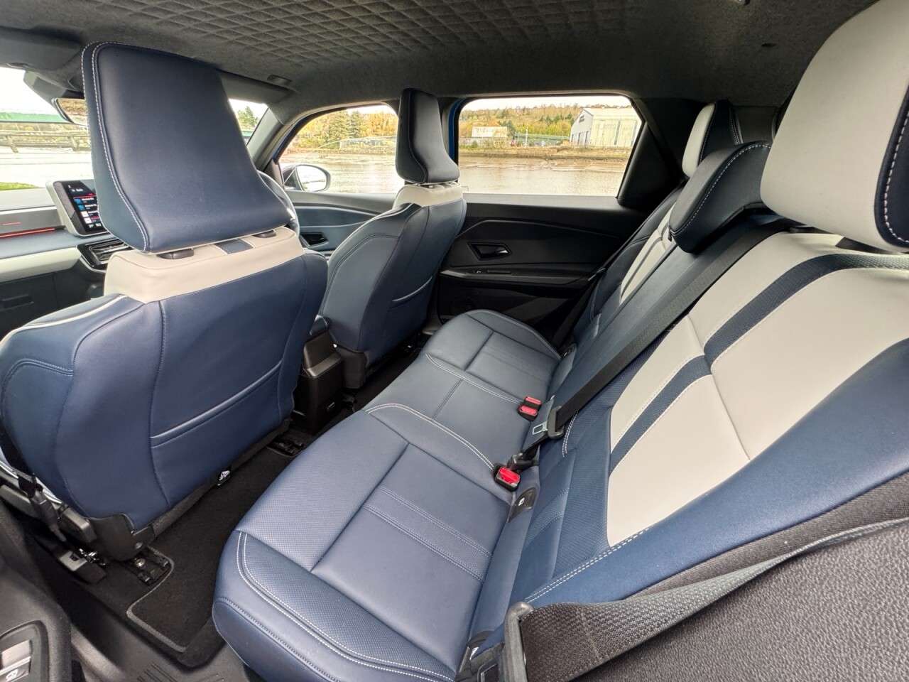 2025 ALPINE A290 2025 ALPINE A290