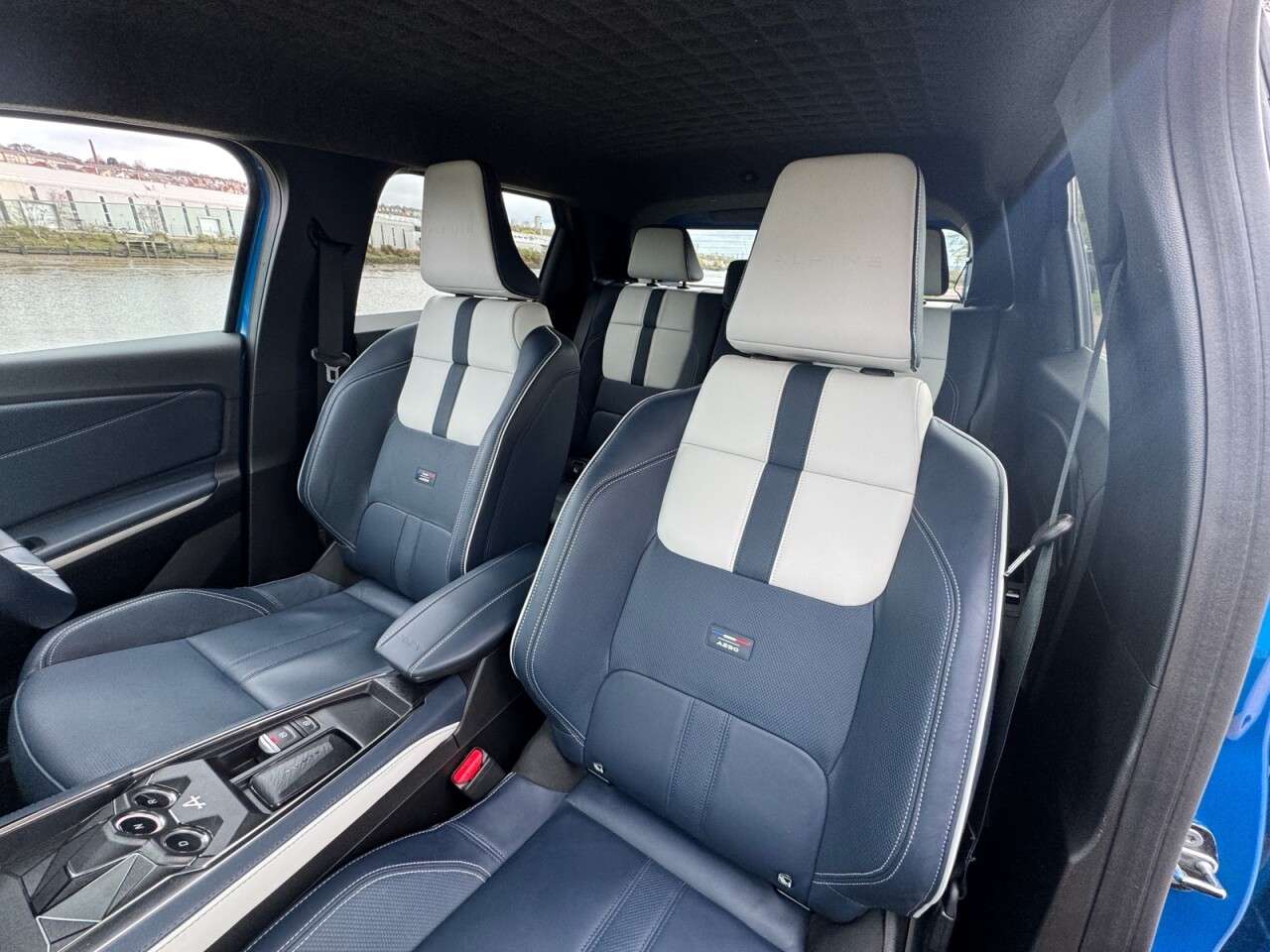 2025 ALPINE A290 2025 ALPINE A290