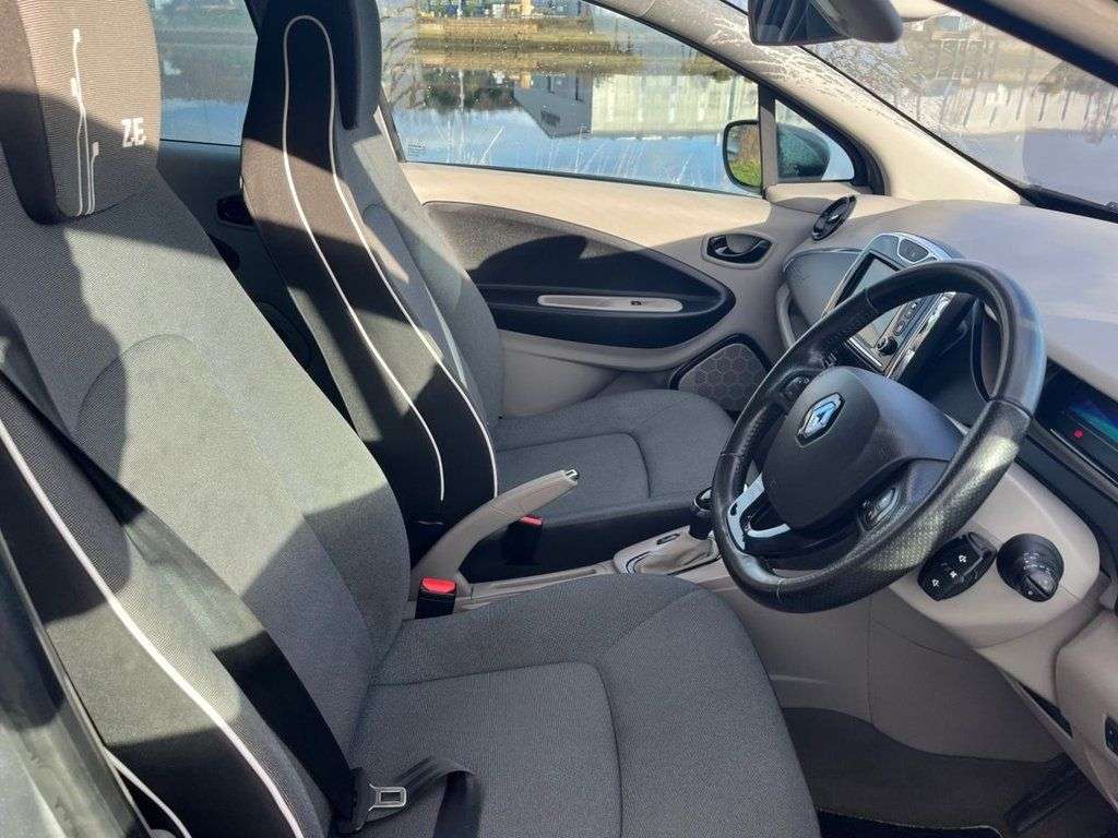 2015 RENAULT ZOE 2015 RENAULT ZOE