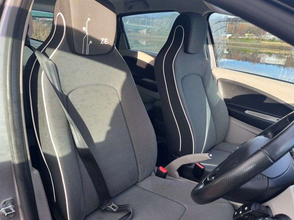 2015 RENAULT ZOE 2015 RENAULT ZOE