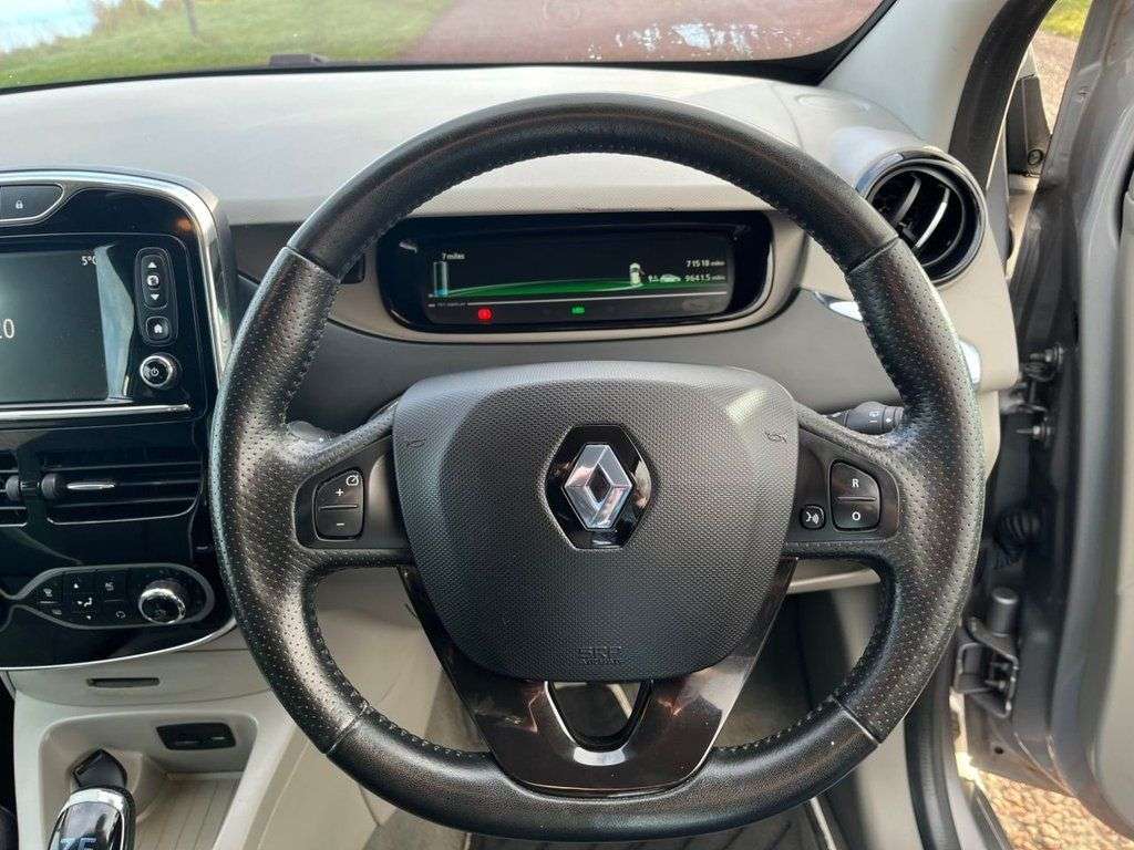 2015 RENAULT ZOE 2015 RENAULT ZOE