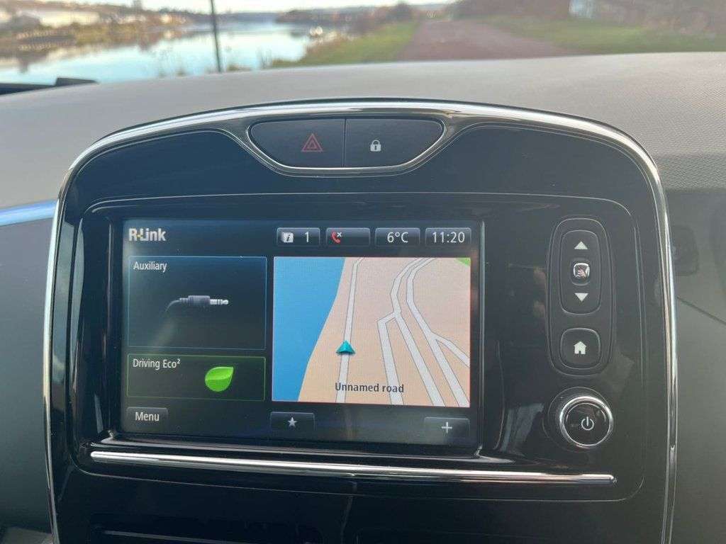 2015 RENAULT ZOE 2015 RENAULT ZOE