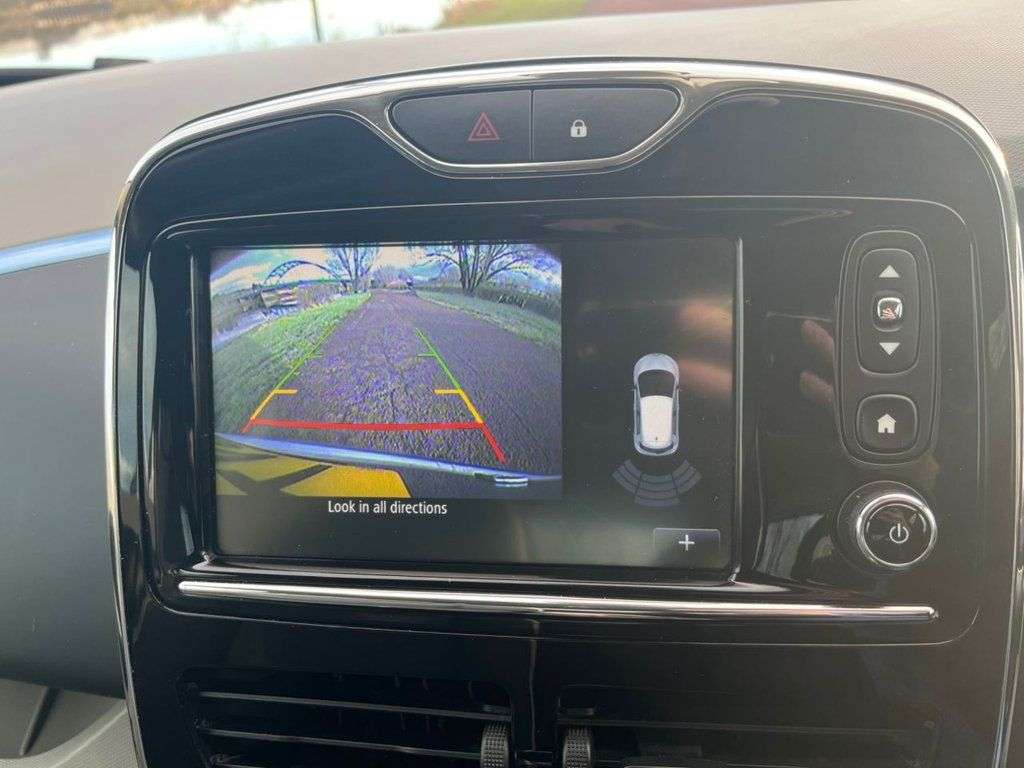 2015 RENAULT ZOE 2015 RENAULT ZOE