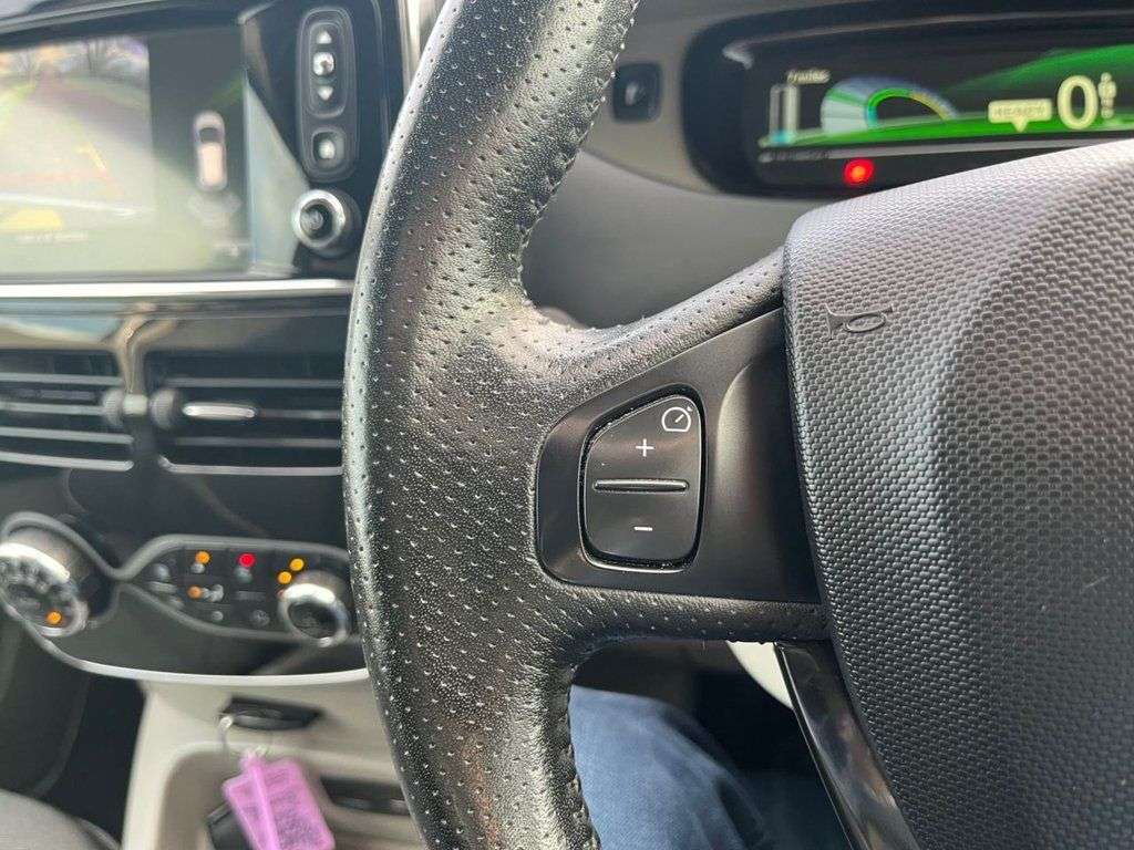 2015 RENAULT ZOE 2015 RENAULT ZOE