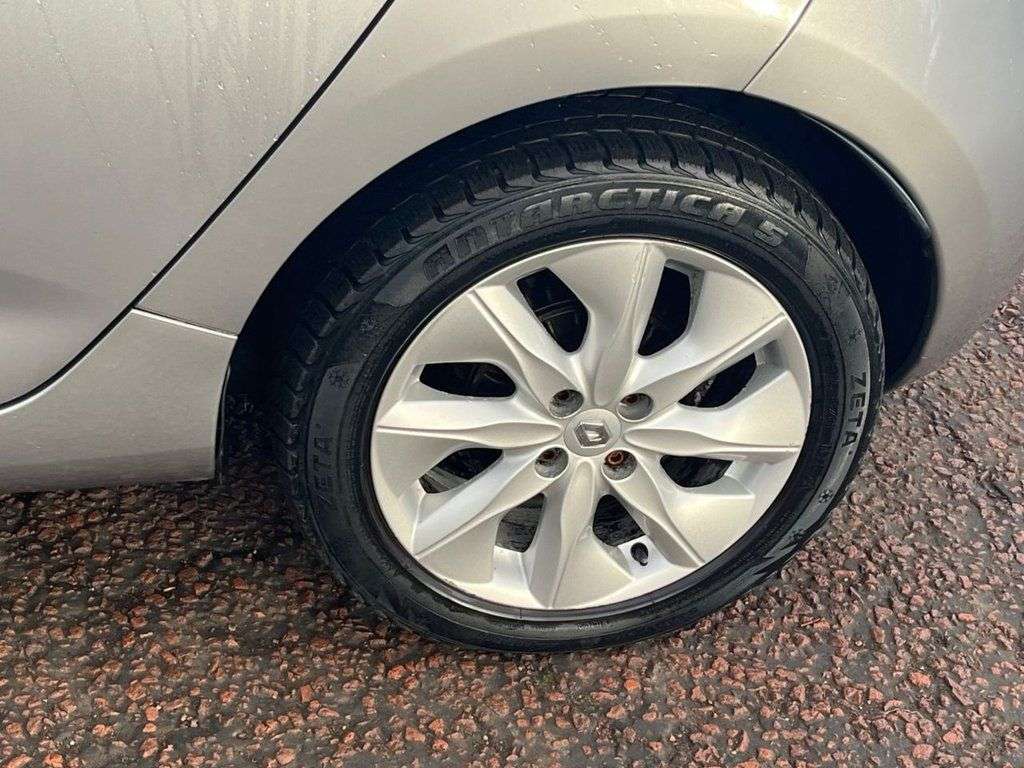 2015 RENAULT ZOE 2015 RENAULT ZOE