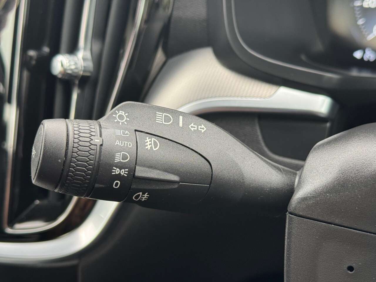 2020 VOLVO S60 2020 VOLVO S60