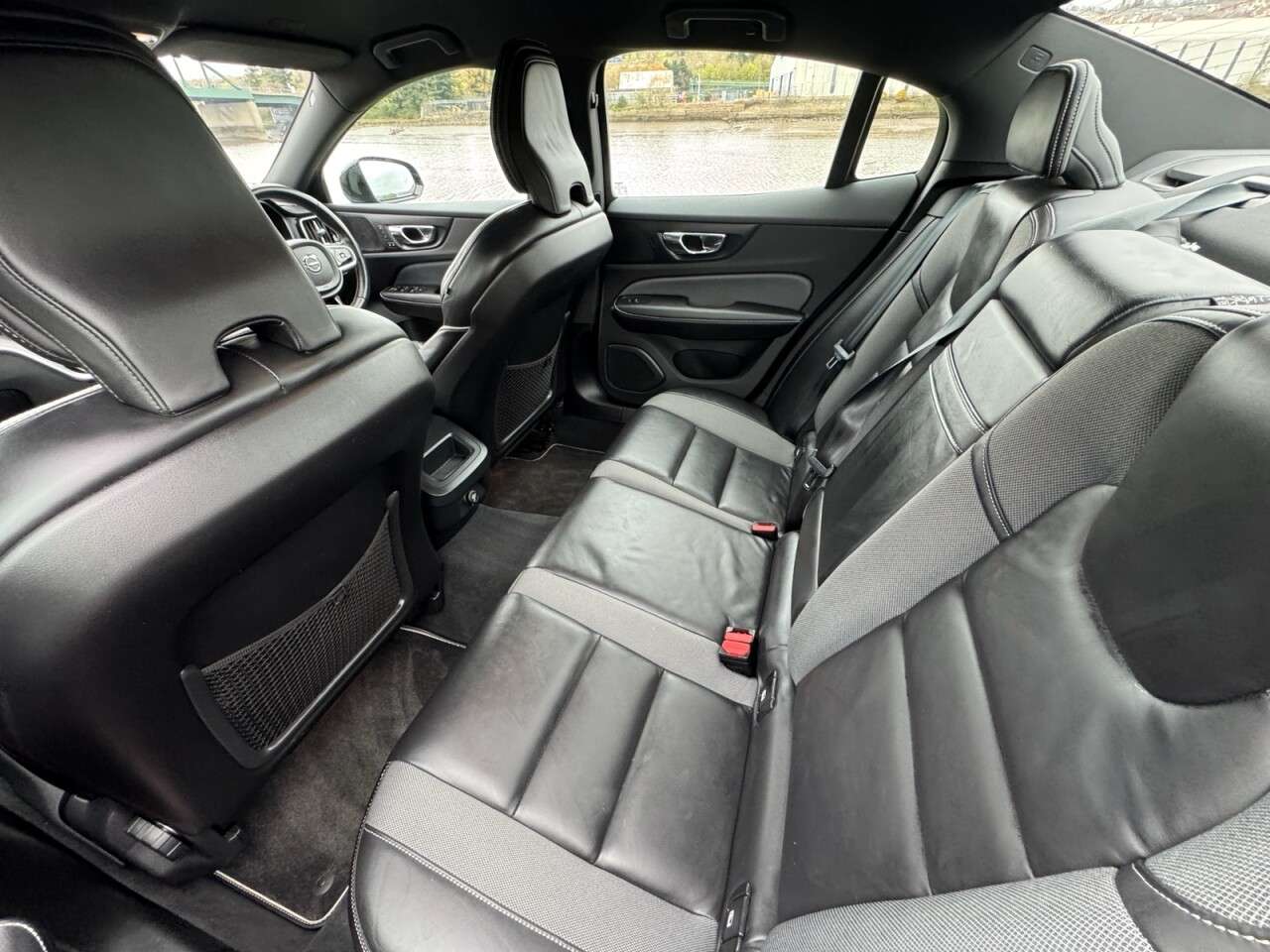 2020 VOLVO S60 2020 VOLVO S60