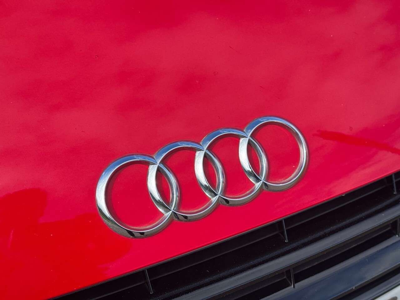 A 2016 AUDI TT 2.0 TDI ultra S line Coupe 3dr Diesel Manual Euro 6 (s/s) (184 ps) **HEATED A 2016 AUDI TT 2.0 TDI ultra S line Coupe 3dr Diesel Manual Euro 6 (s/s) (184 ps) **HEATED