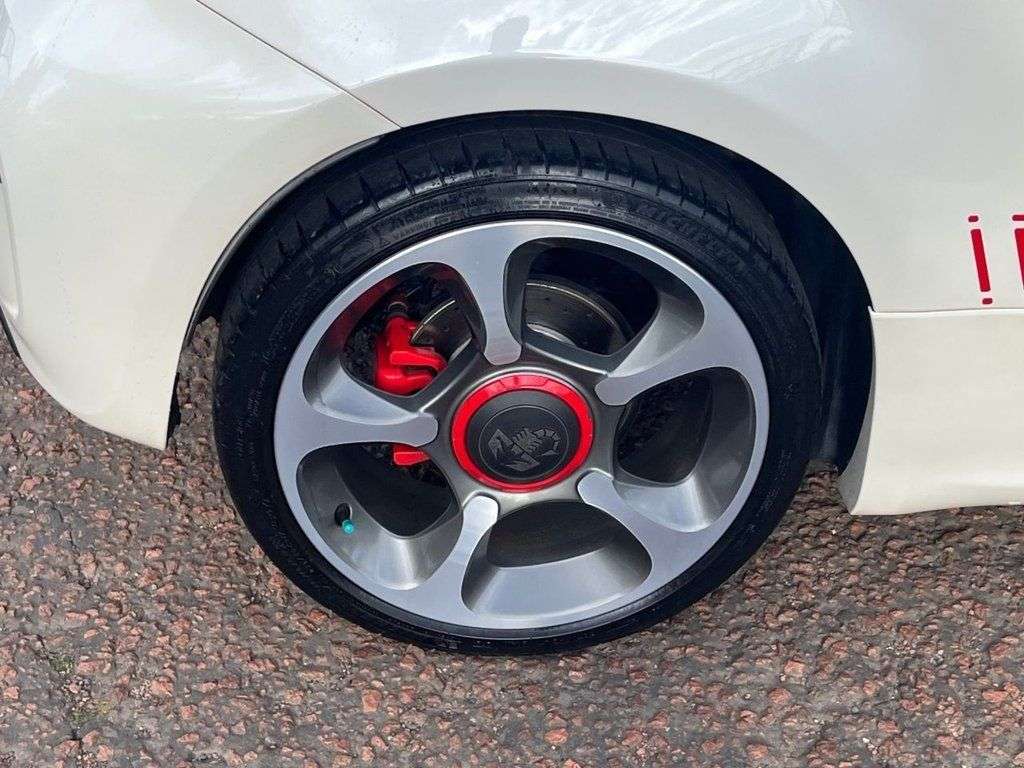 2018 ABARTH 595 2018 ABARTH 595