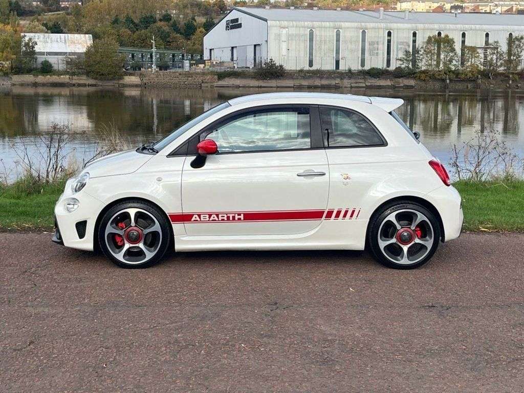 2018 ABARTH 595 2018 ABARTH 595
