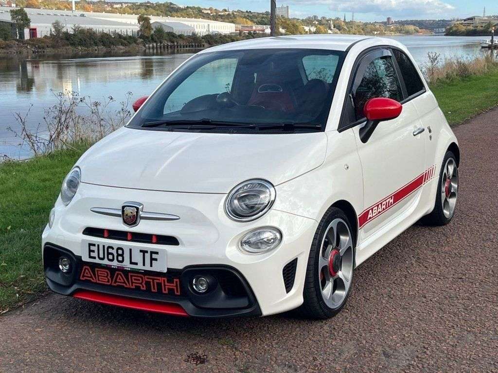 2018 ABARTH 595 2018 ABARTH 595