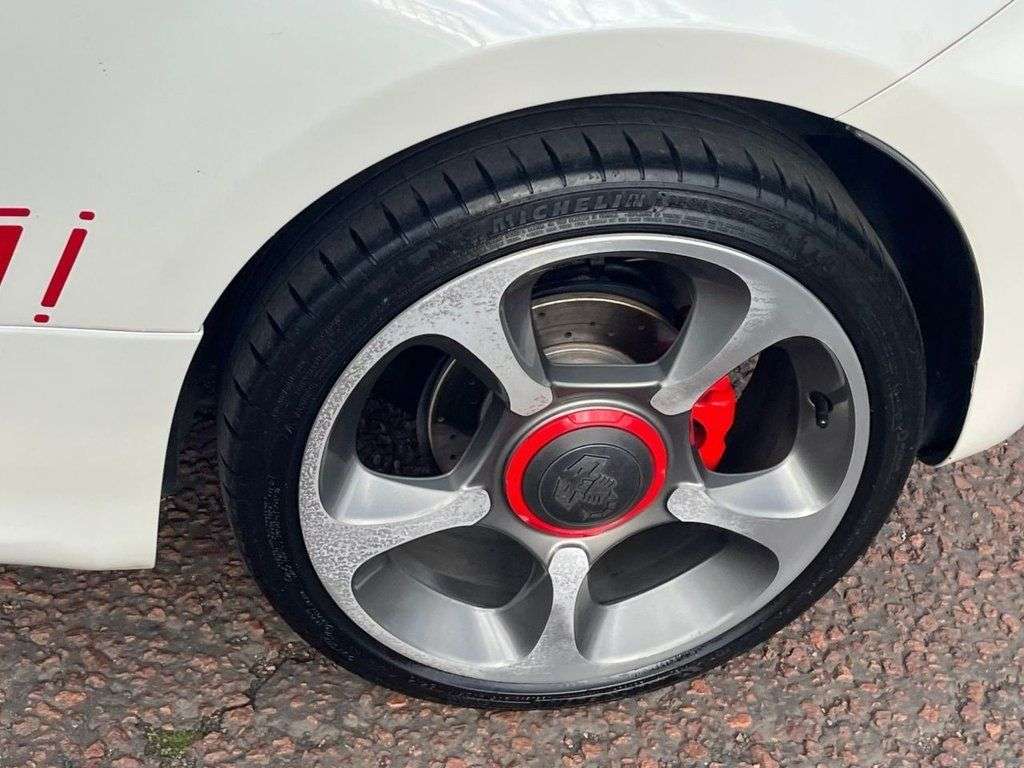 2018 ABARTH 595 2018 ABARTH 595