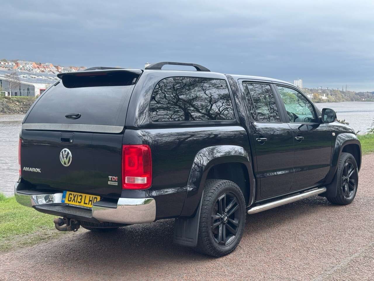A 2013 VOLKSWAGEN AMAROK 2.0 BiTDI BlueMotion Tech Highline Pickup Double Cab 4dr Diesel Manual 4Mot A 2013 VOLKSWAGEN AMAROK 2.0 BiTDI BlueMotion Tech Highline Pickup Double Cab 4dr Diesel Manual 4Mot