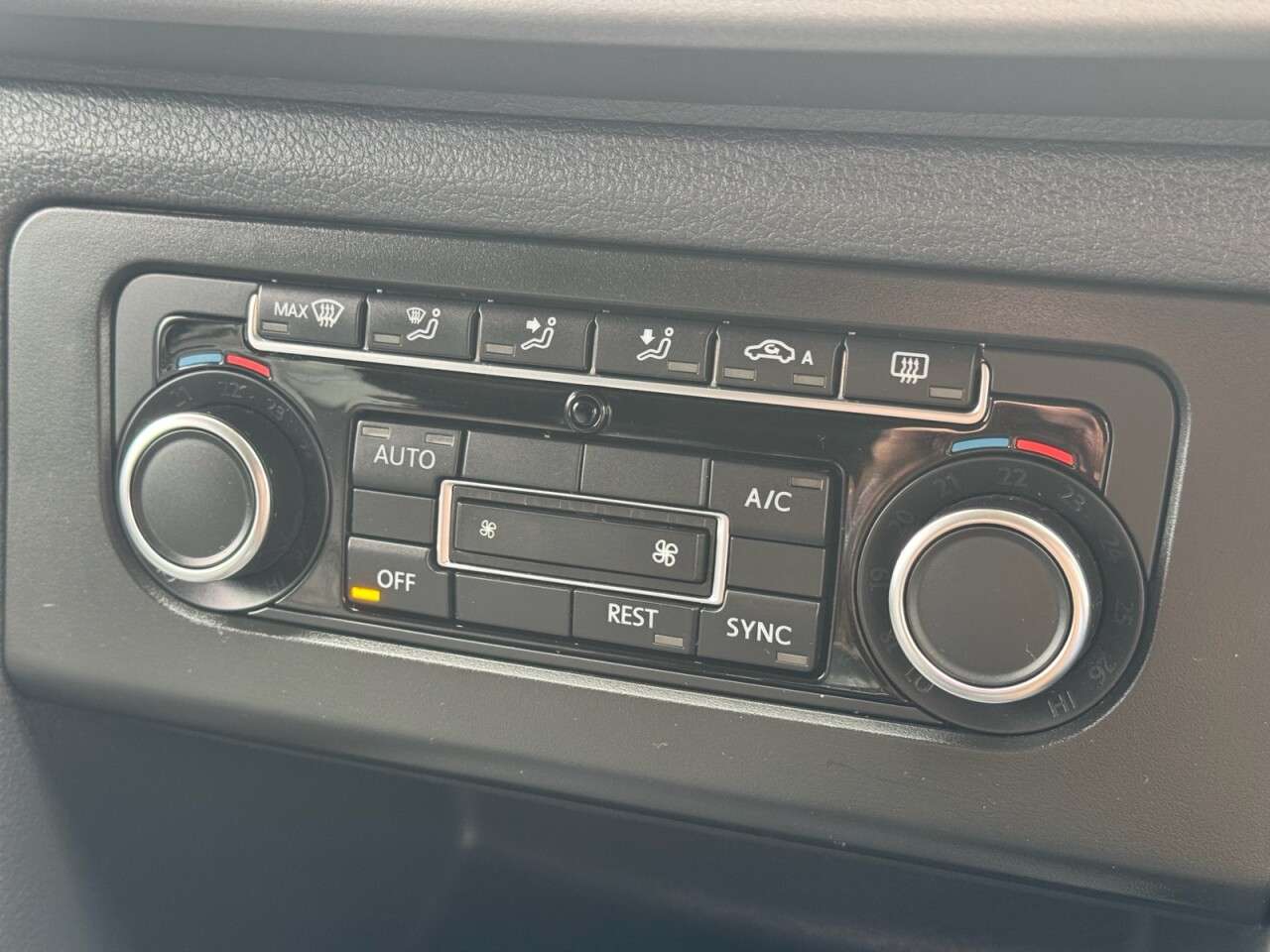 2013 VOLKSWAGEN AMAROK 2013 VOLKSWAGEN AMAROK