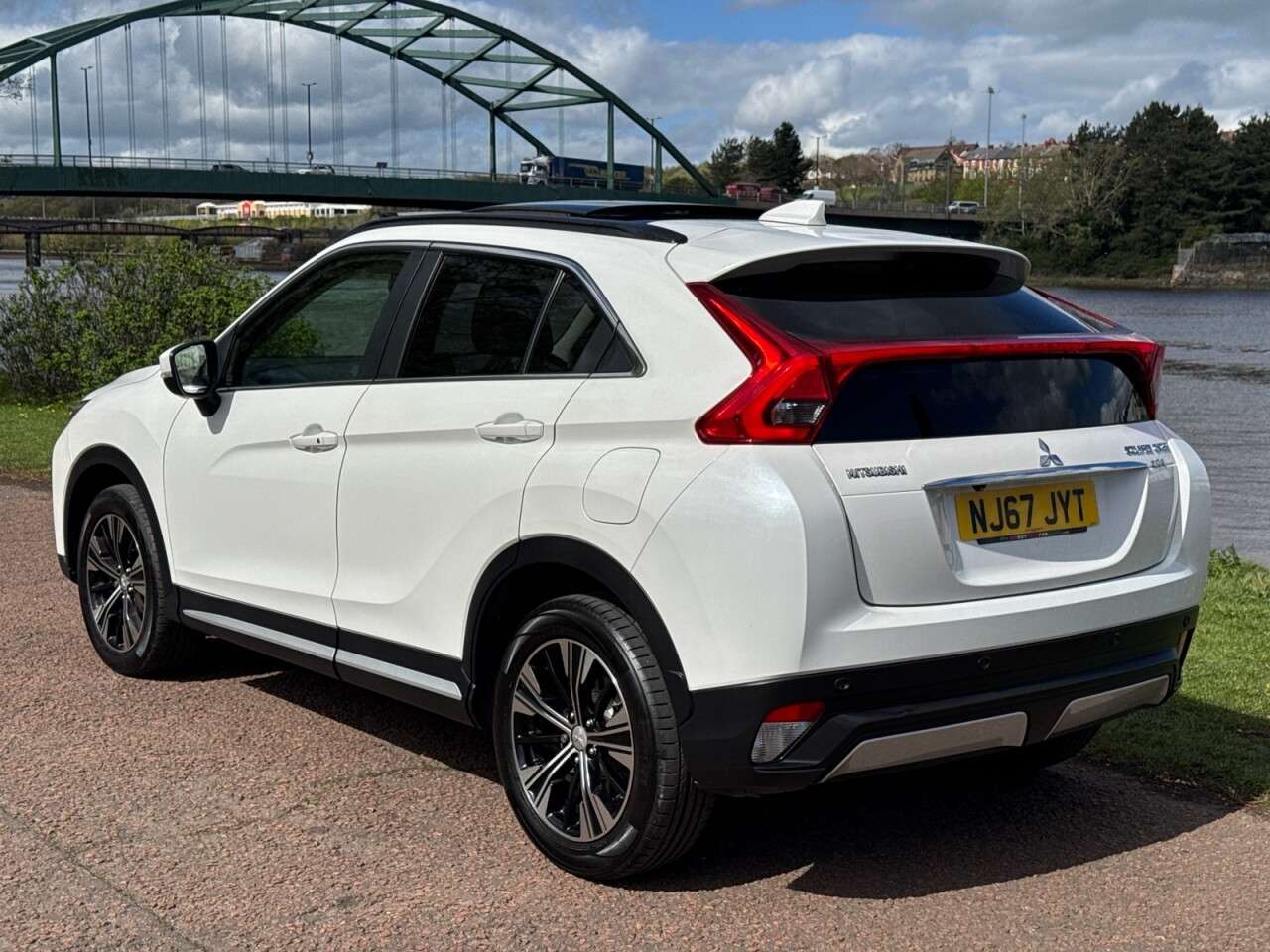 2018 MITSUBISHI ECLIPSE CROSS 2018 MITSUBISHI ECLIPSE CROSS