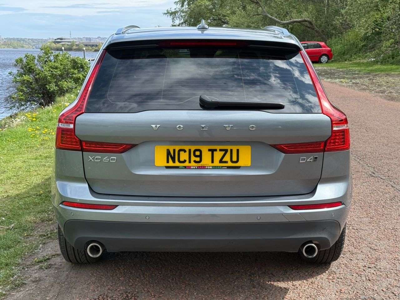 2019 VOLVO XC60 2019 VOLVO XC60