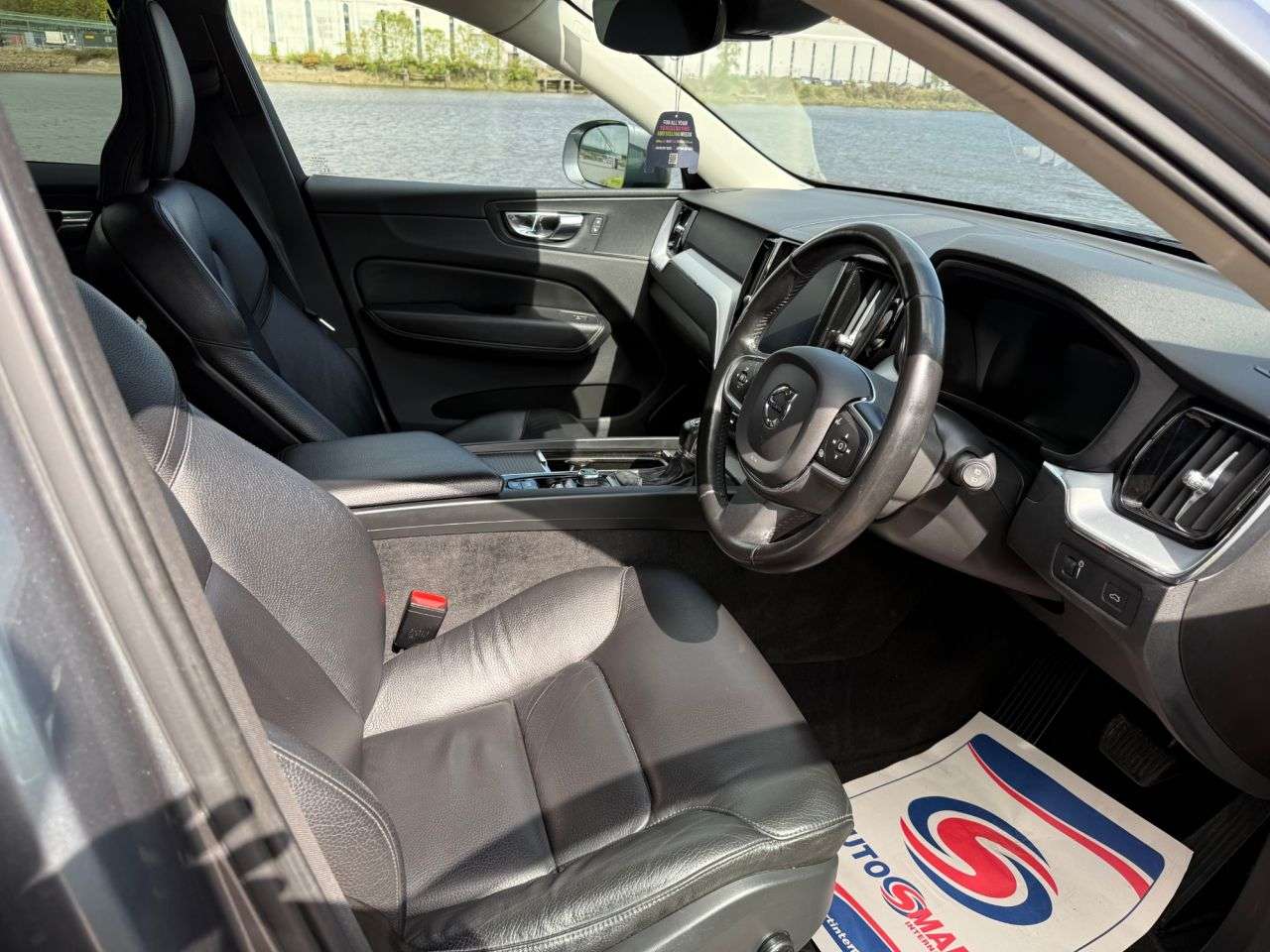 2019 VOLVO XC60 2019 VOLVO XC60